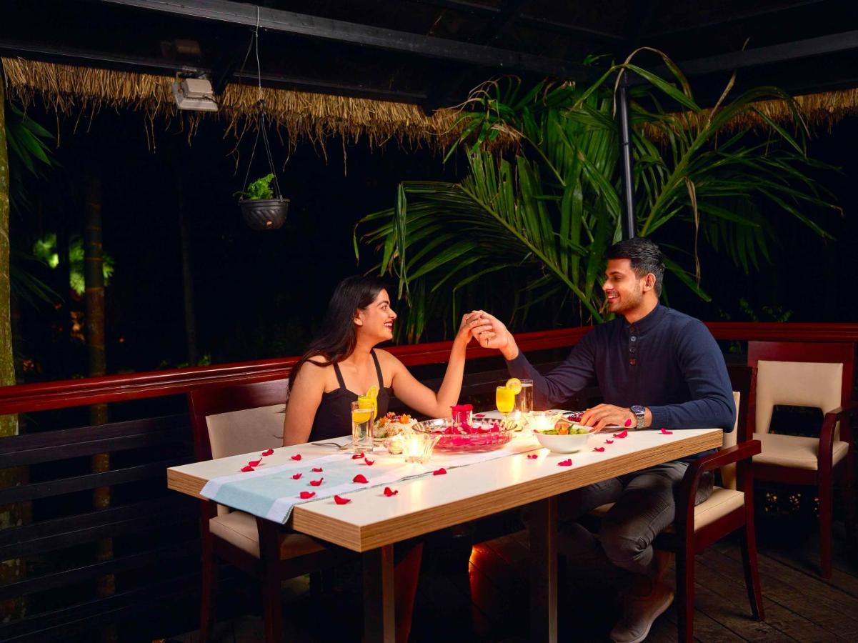 The Woods Resorts Wayanad Sultan Bathery Eksteriør billede