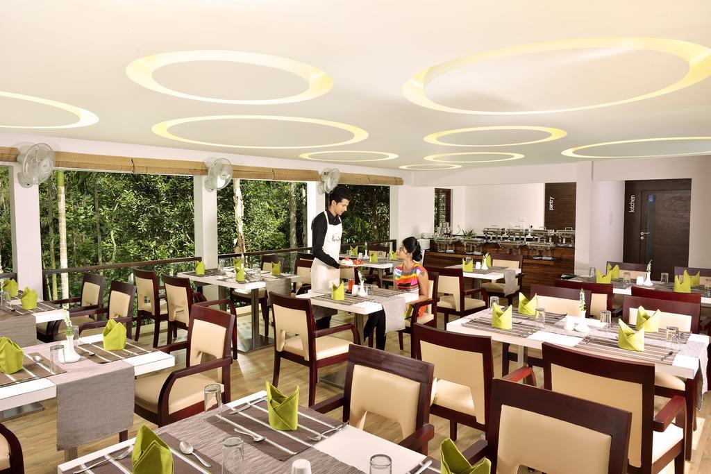 The Woods Resorts Wayanad Sultan Bathery Eksteriør billede