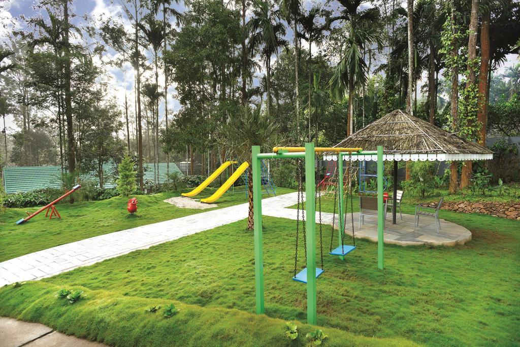 The Woods Resorts Wayanad Sultan Bathery Eksteriør billede